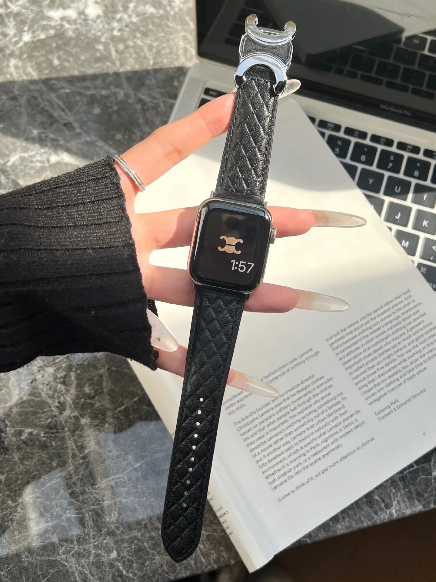 Black / Silver
