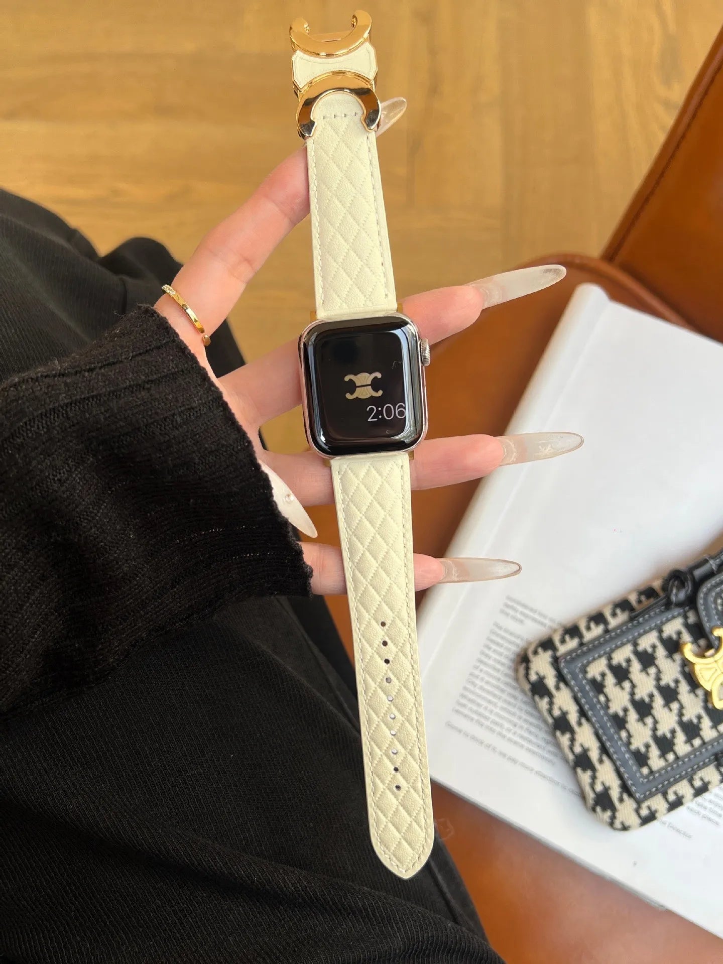 White / Gold