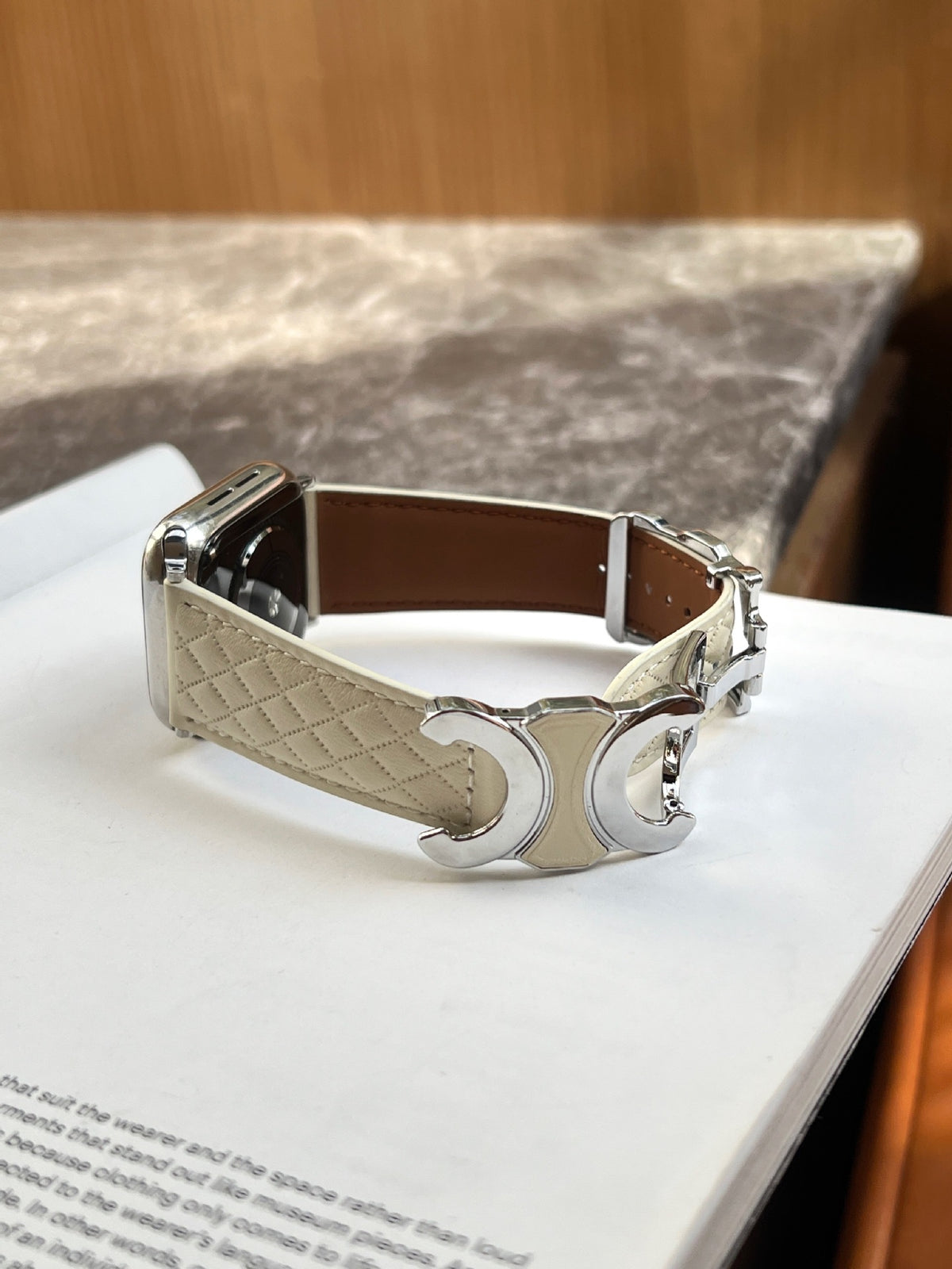 STRAPVLT Quilted Leather - View 10